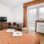 Oda ve Kahvaltı U Futra 3*